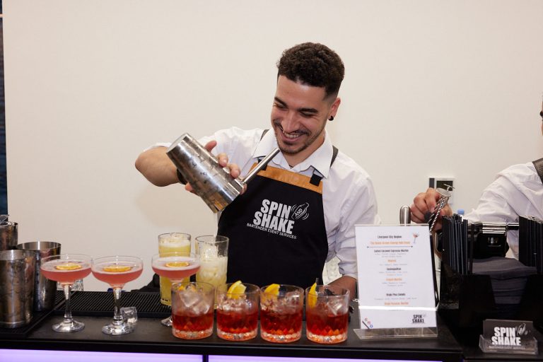 Mixologist for Hire at work - Spin and Shake party